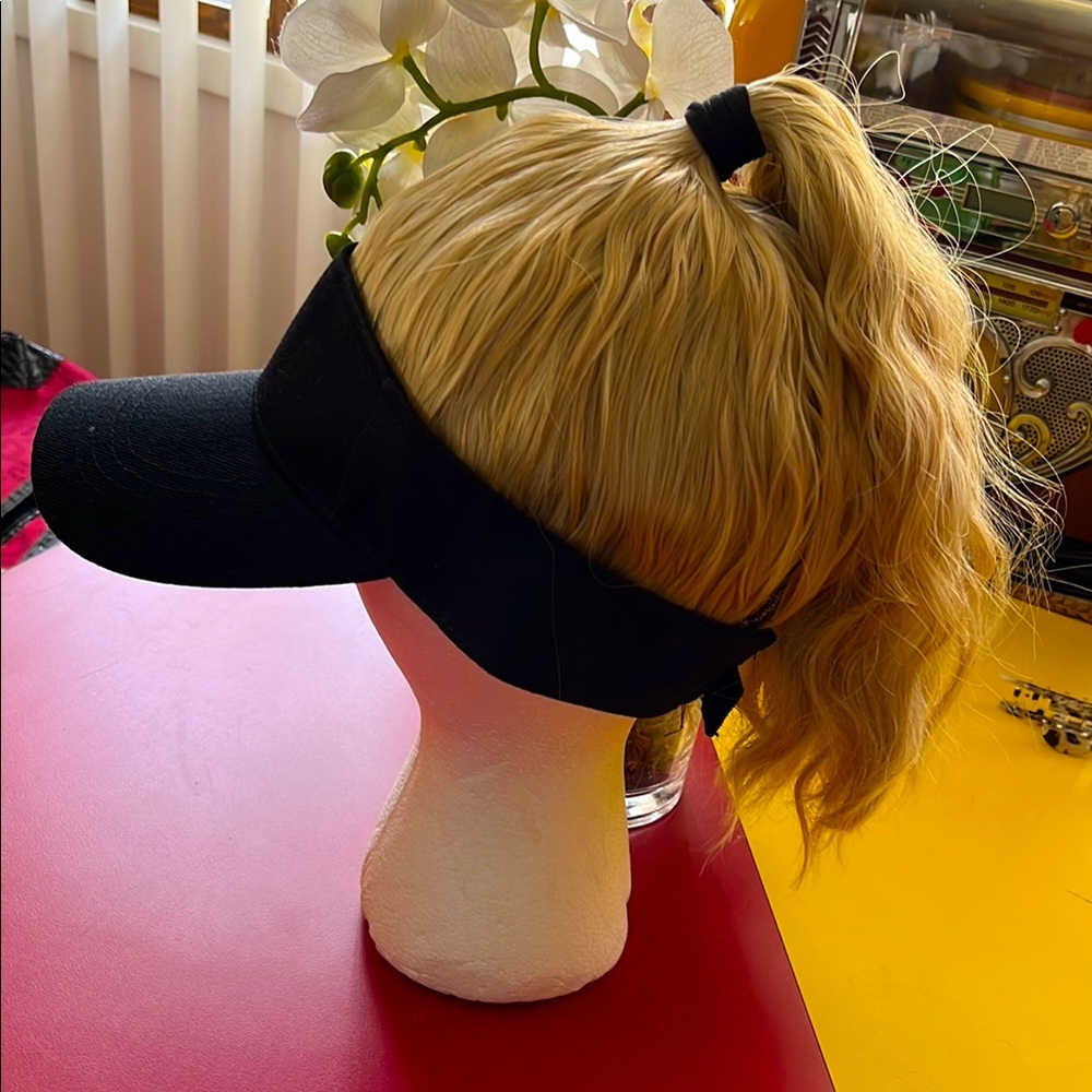 Hat with ponytail